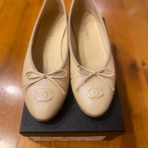 100% Guaranteed Authentic CHANEL flats
